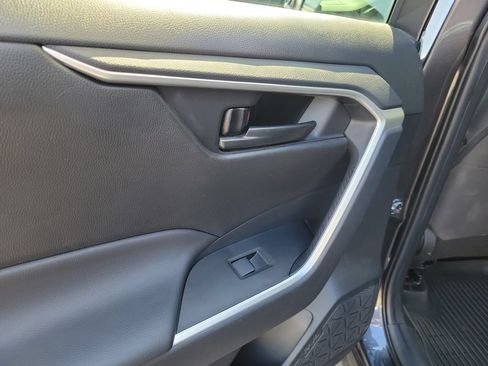 Used 2024 Toyota RAV4 LE AWD/4WD image 18