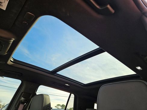 Used 2023 GMC Yukon Denali image 26