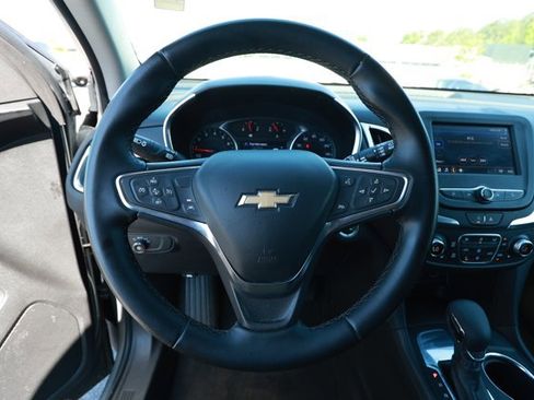 Used 2024 Chevrolet Equinox LT image 11