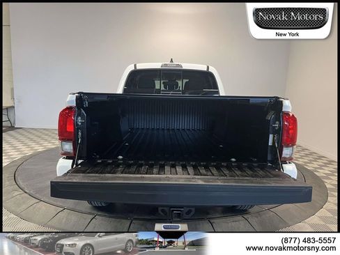 Used 2023 Toyota Tacoma SR5 w/ Technology Package image 9