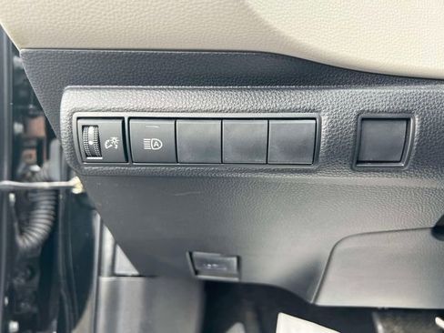 Used 2023 Toyota Corolla LE w/ LE Convenience Package image 23