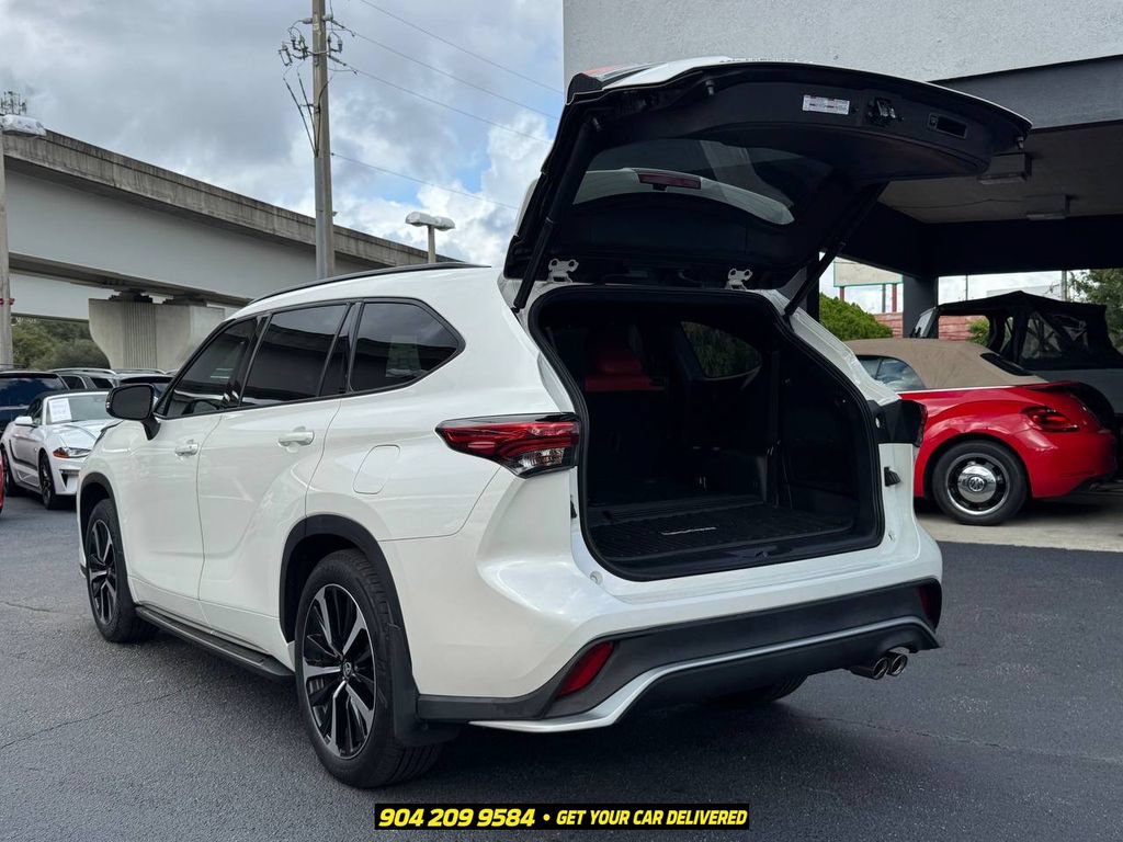 Used 2021 Toyota Highlander XSE FWD image 37