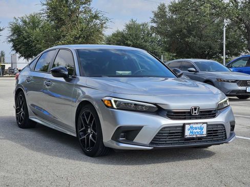 Used 2024 Honda Civic Sport image 3