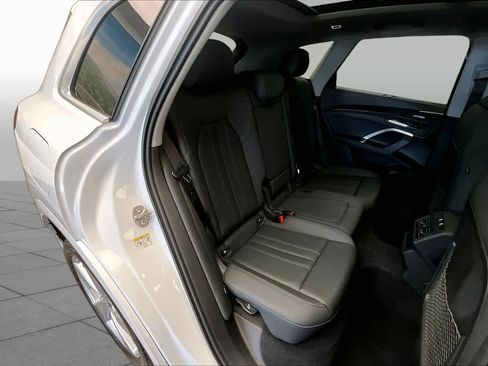 Certified 2025 Audi Q5 Premium w/ Premium Plus AWD/4WD image 19