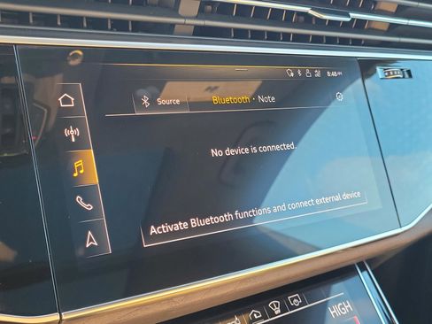 Used 2020 Audi Q8 Prestige image 19