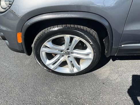 Used 2012 Volkswagen Tiguan SEL AWD/4WD image 10