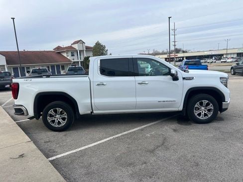 Used 2025 GMC Sierra 1500 SLT image 8