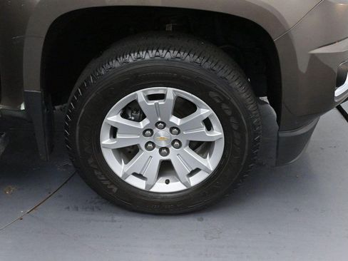 Used 2015 Chevrolet Colorado LT w/ LT Convenience Package AWD/4WD image 38