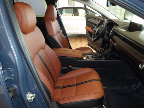 Certified 2025 MAZDA CX-50 Meridian Edition w/ Weather Package image 14