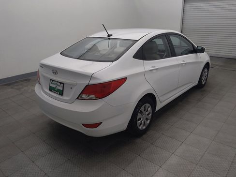 Used 2016 Hyundai Accent SE FWD image 9