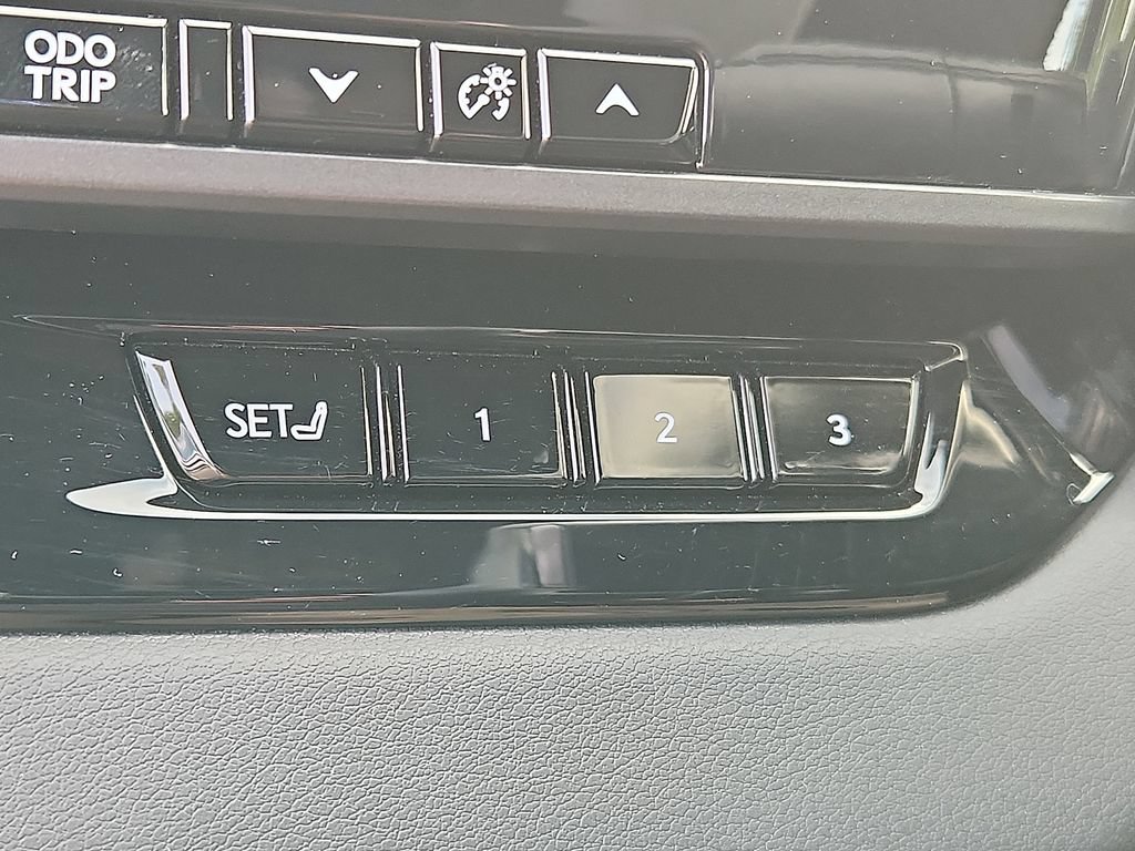 Used 2025 Lexus RX 350h w/ Convenience Package AWD/4WD image 24