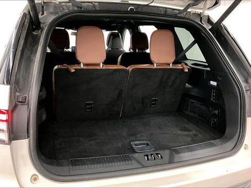 Used 2023 Lincoln Aviator Reserve w/ Equipment Group 201A AWD/4WD image 44