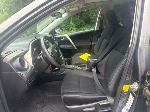 Used 2014 Toyota RAV4 XLE AWD/4WD image 15