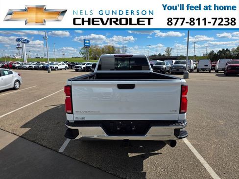 Used 2025 Chevrolet Silverado 3500 LTZ w/ LTZ Premium Package AWD/4WD image 6