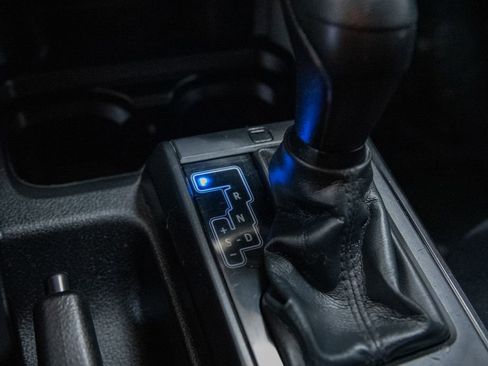 Used 2019 Toyota Tacoma SR w/ SX Package image 23