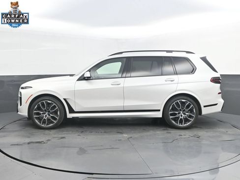 Certified 2025 BMW X7 xDrive40i w/ M Sport Package AWD/4WD image 2