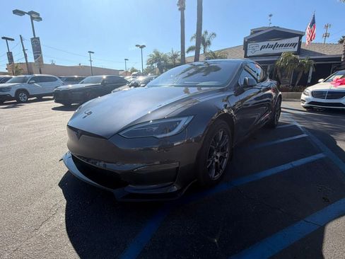 Used 2024 Tesla Model S image 3