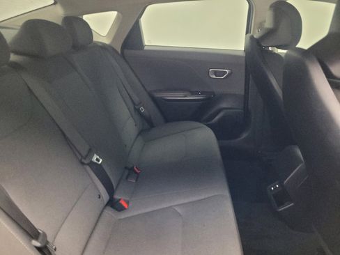 Used 2025 Kia K4 FWD image 19