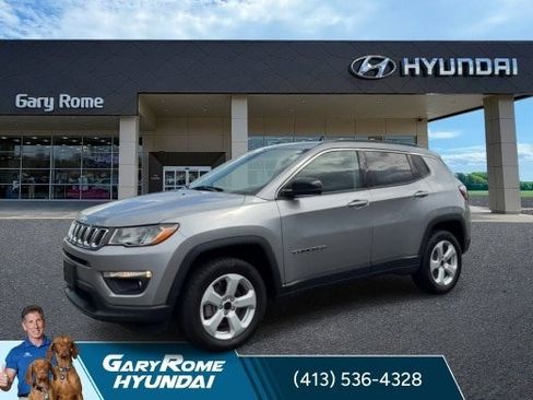 Used 2020 Jeep Compass Latitude w/ Cold Weather Group AWD/4WD image 4