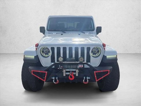 Used 2020 Jeep Gladiator Overland AWD/4WD image 2