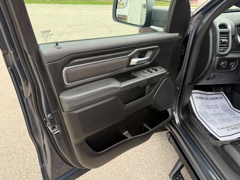 Used 2025 RAM 1500 Big Horn AWD/4WD image 10
