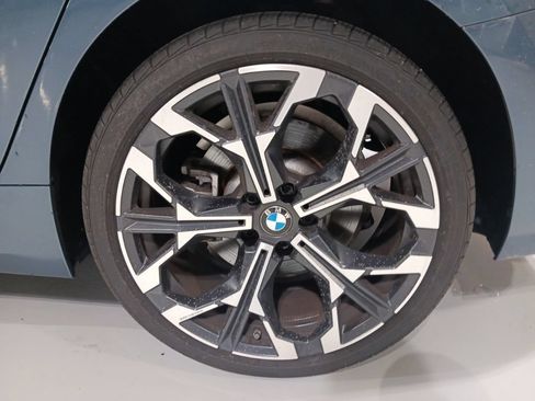 Used 2025 BMW 330i xDrive Sedan w/ Premium Package AWD/4WD image 29