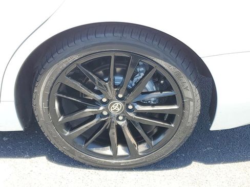 Used 2022 Toyota Camry XSE image 5