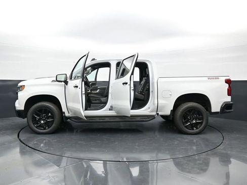 Used 2024 Chevrolet Silverado 1500 LT Trail Boss w/ LT Trail Boss Premium Package AWD/4WD image 48