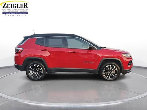 Certified 2023 Jeep Compass Limited image 4