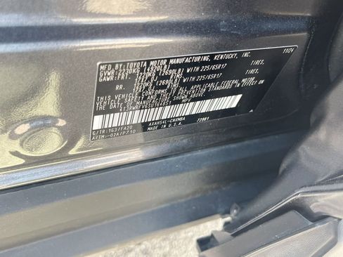 Used 2025 Toyota RAV4 XLE image 35