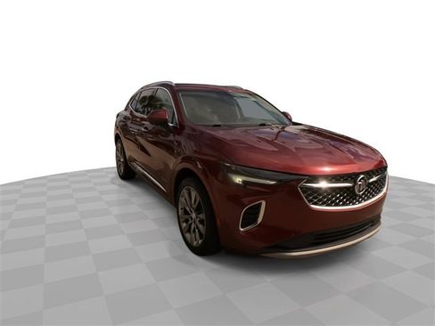 Certified 2021 Buick Envision Avenir w/ Technology Package II image 3
