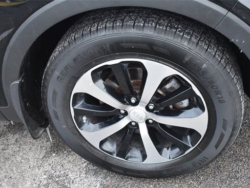 Used 2016 Kia Sorento EX w/ EX Touring Package image 11