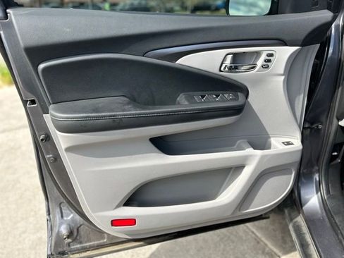Used 2022 Honda Pilot EX-L image 10