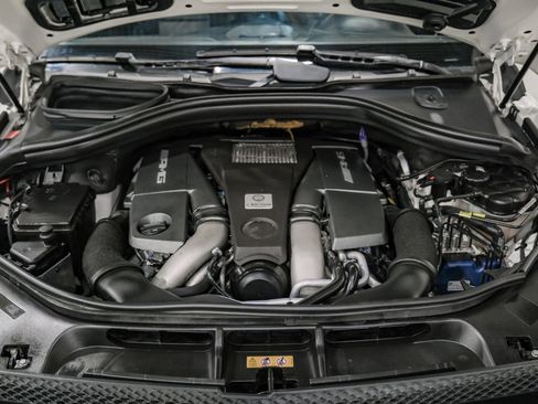 Used 2016 Mercedes-Benz GL 63 AMG 4MATIC image 61