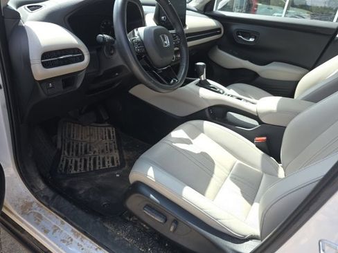 Used 2024 Honda HR-V EX-L image 12
