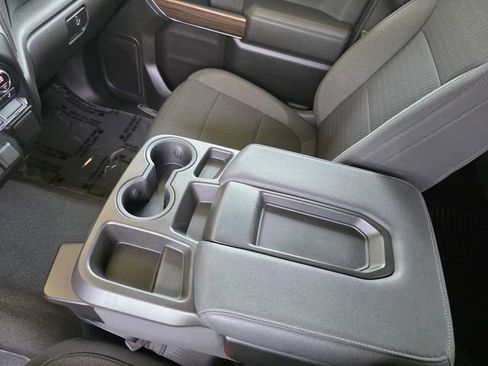 Used 2021 Chevrolet Silverado 1500 LT AWD/4WD image 29