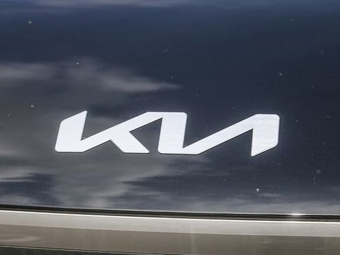 New 2026 Kia EV9 Wind image 14