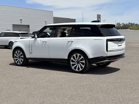 New 2026 Land Rover Range Rover Long Wheelbase Autobiography AWD/4WD image 22