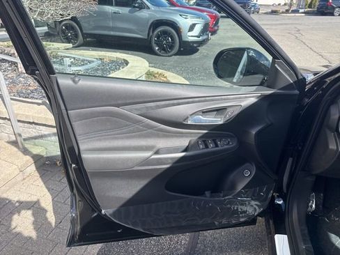 New 2026 Buick Envista Sport Touring image 10