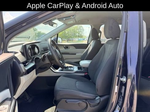 Used 2022 Kia Carnival LX FWD image 8
