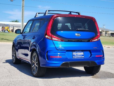 Used 2021 Kia Soul GT-Line FWD image 3