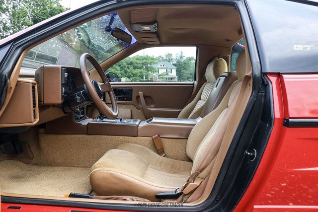 Used 1988 Pontiac Fiero GT RWD image 41