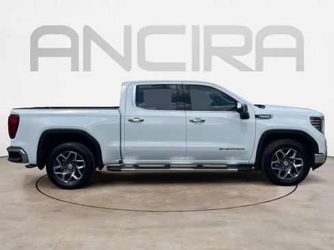 Used 2025 GMC Sierra 1500 SLT RWD image 11