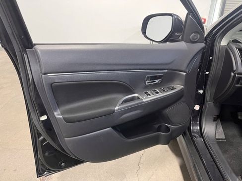 Used 2021 Mitsubishi Outlander Sport SE image 24