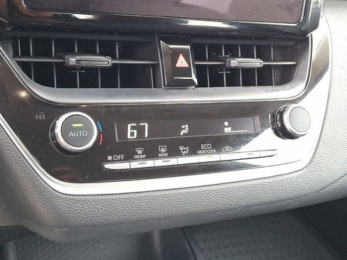 Used 2024 Toyota Corolla LE image 16