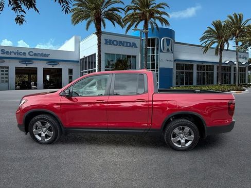 Certified 2024 Honda Ridgeline TrailSport image 5