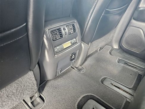 Used 2017 Nissan Pathfinder SL w/ Trailer Tow Package image 14