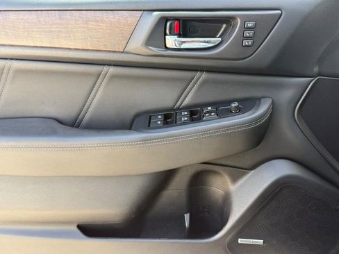 Used 2018 Subaru Outback 2.5i Limited image 24