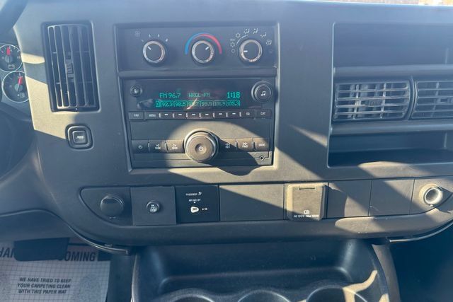 Used 2015 Chevrolet Express 2500 LS RWD image 12