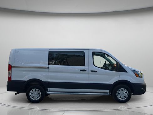 Certified 2025 Ford Transit 250 Low Roof w/ Exterior Upgrade Package RWD image 39